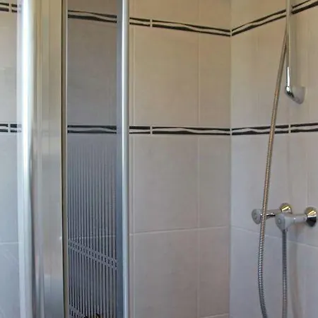 Holiday home Holiday De Grutto 2 *