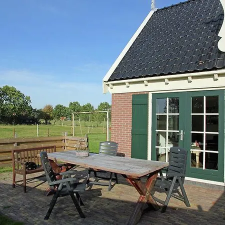 Holiday home Holiday De Grutto 2